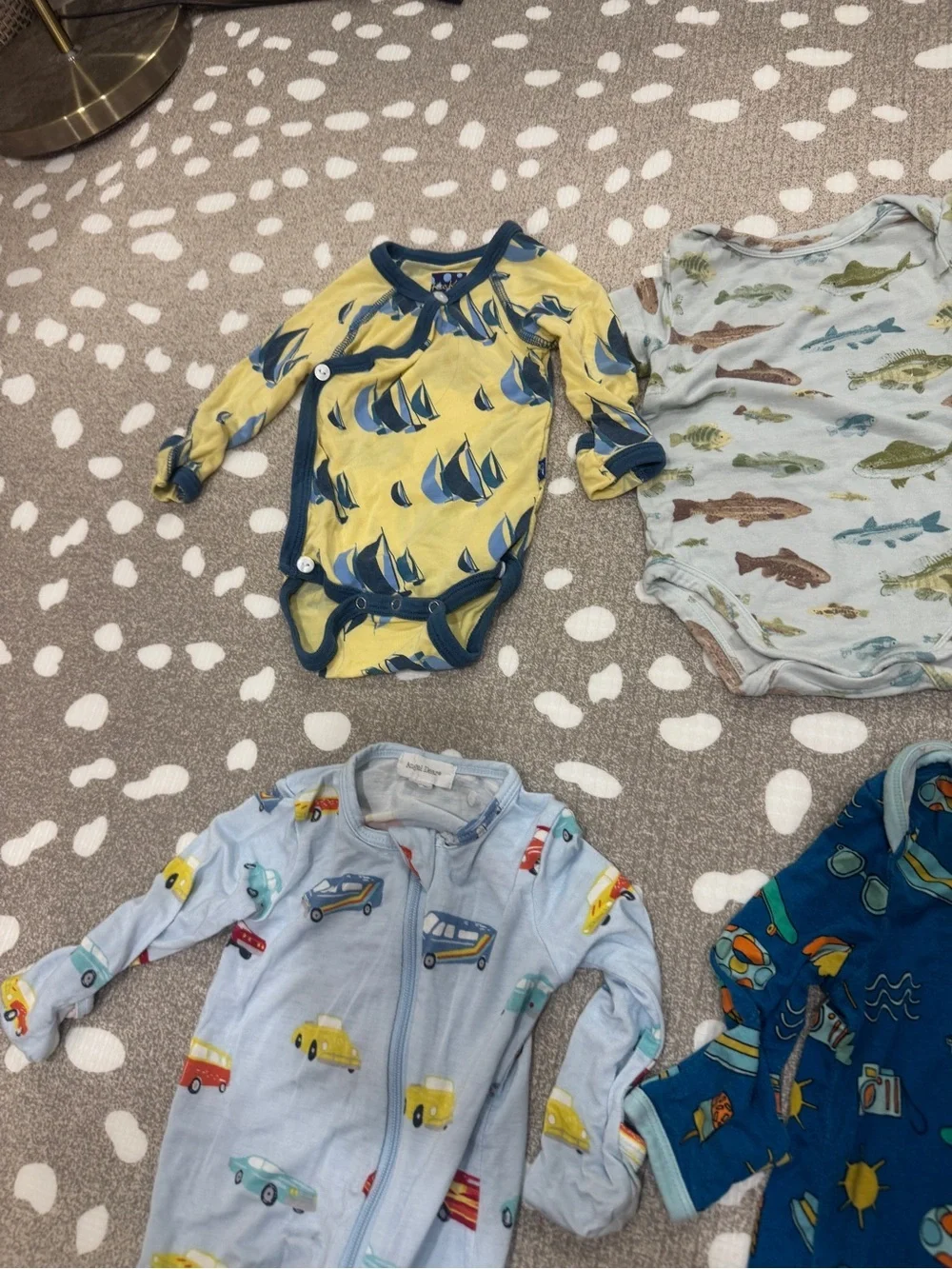 Lot of 6 bamboo baby boy footies onesie romper short sleeve zippy fish newborn
